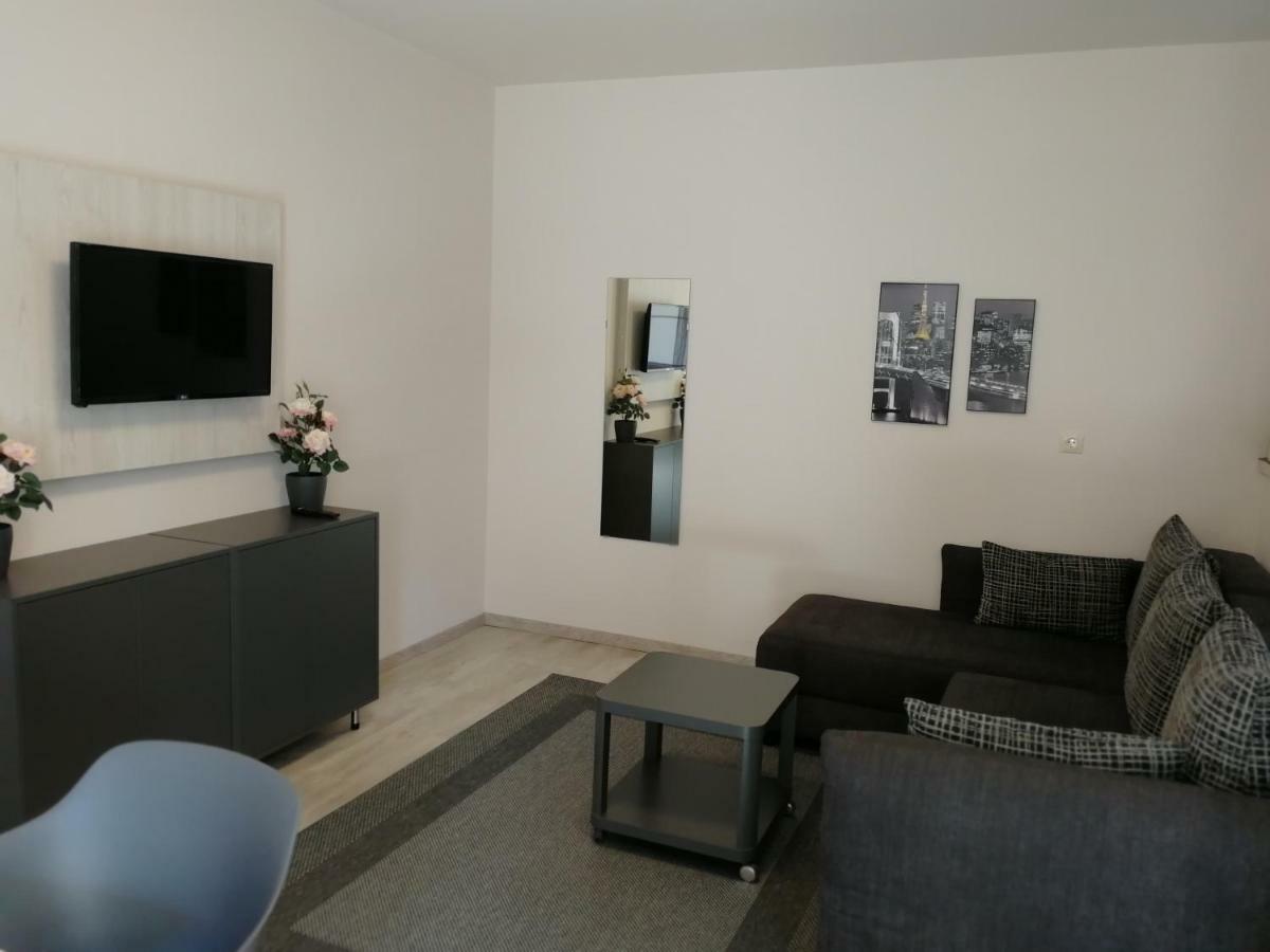Mosonmagyaróvár Ovar Apartman מראה חיצוני תמונה