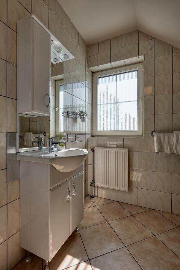 Mosonmagyaróvár Ovar Apartman מראה חיצוני תמונה